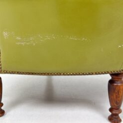 Žalios odos, chesterfield stiliaus fotelis 85x80x92 cm, 45 cm