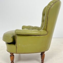 Žalios odos, chesterfield stiliaus fotelis 85x80x92 cm, 45 cm