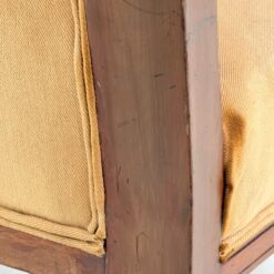 Raudonmedžio rėmo drožinėtas krėslas ant ratukų 83x67x103 cm, 42 cm