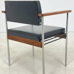 Vintažinis metalinio rėmo krėslas su eko oda 47x57x74 cm, 46 cm