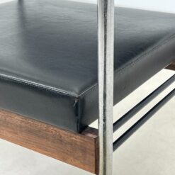 Vintažinis metalinio rėmo krėslas su eko oda 47x57x74 cm, 46 cm