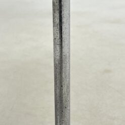 Vintažinis metalinio rėmo krėslas su eko oda 47x57x74 cm, 46 cm