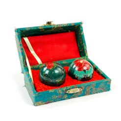 Kinietiški Baoding du streso kamuoliukai su dėžute 7,5x13x5,5 cm