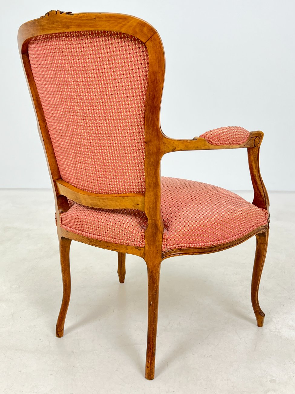 DN0293-valgomojo-kreslai-11 Rieštumedžio krėslas su gobelenu 60x60x88 cm, 46 cm