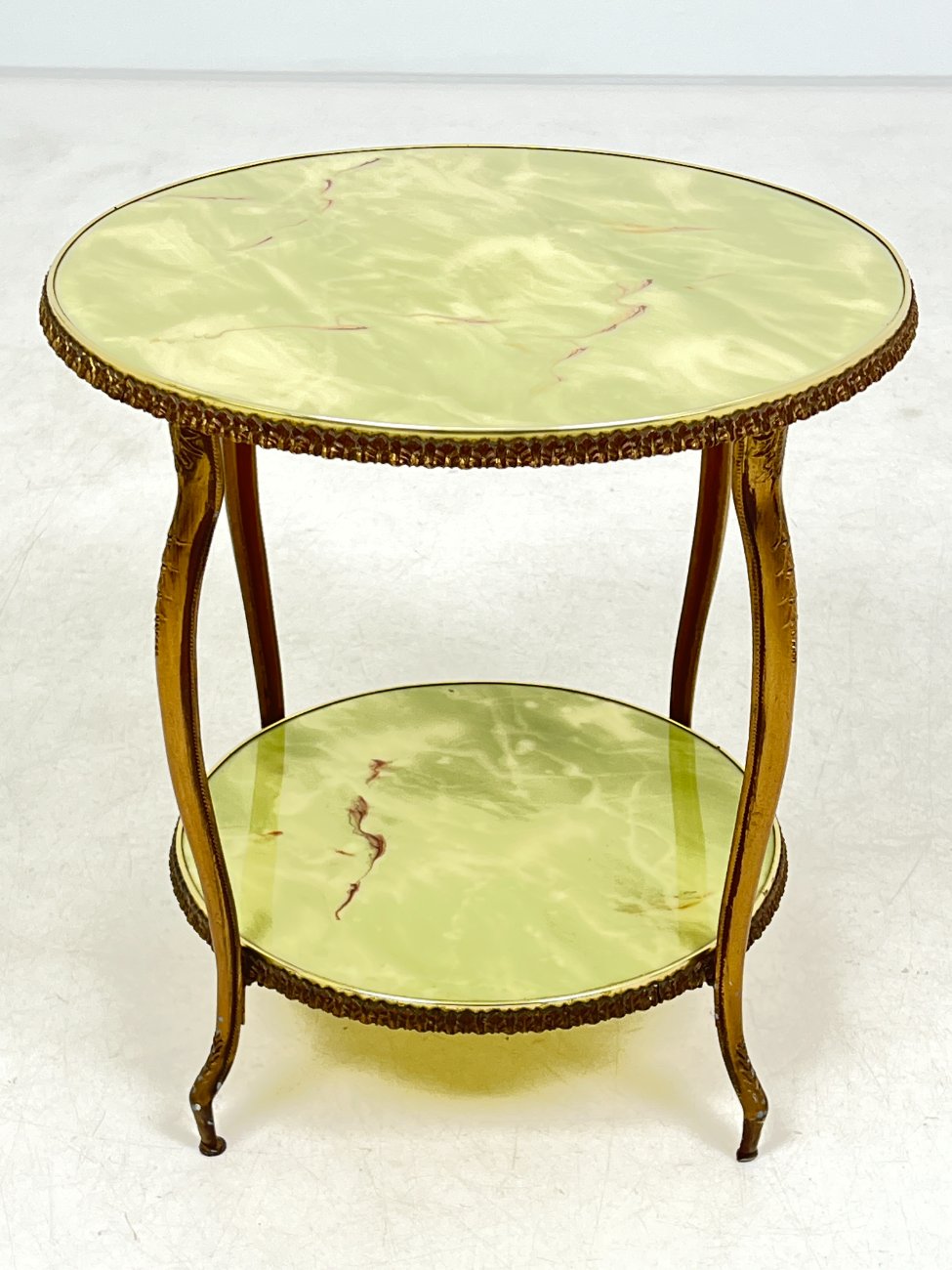 DN0319-stalai-1 Metalinis staliukas su onikso imitacijos stalviršiais 45x45x48 cm