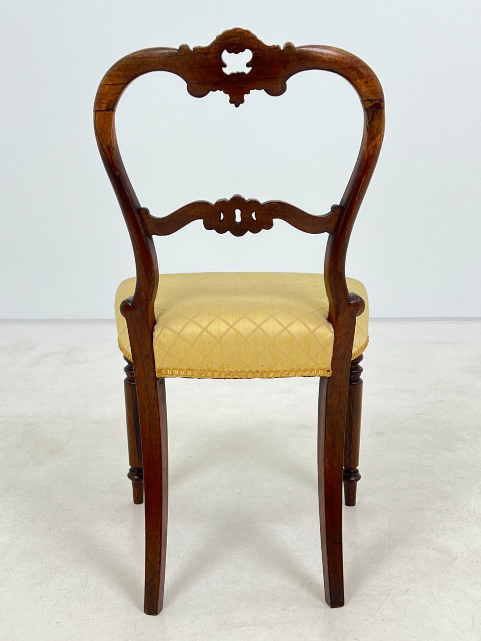 DN0336-kedes-8 Victorian ballon stiliaus kėdės 4 vnt. Komplektas 46x43x85 cm, 45 cm