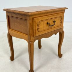 Ąžuolinės spintelės prie lovos 2 vnt. Kompletas 38x49x55 cm