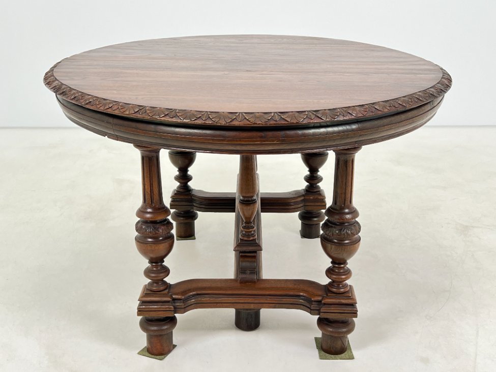 DN0349-stalai-4 Ąžuolinis valgomojo stalas 124x139x78 cm