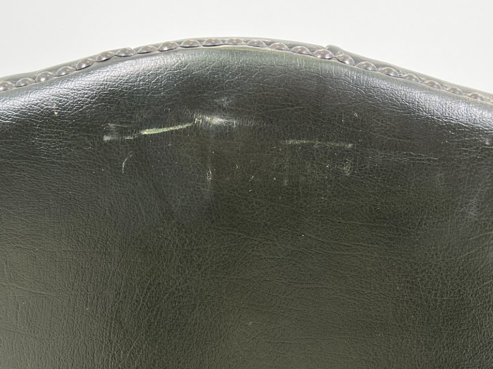 DN0353-kedes-15 Raudonmedžio darbo krėslas su oda 68x68x95 cm, 46 cm