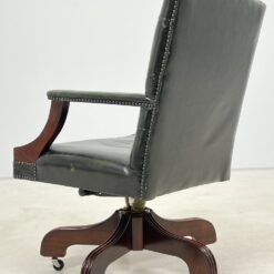 Raudonmedžio darbo krėslas su oda 68x68x95 cm, 46 cm