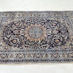 Vilnonis rankų darbo kilimas “Nain” 260x161x0,8 cm