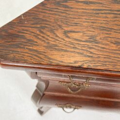 Ąžuolinė kampinė trijų stalčių komoda 41x79x65,5 cm