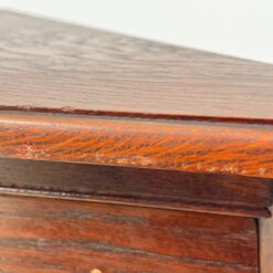 Ąžuolinė kampinė trijų stalčių komoda 41x79x65,5 cm