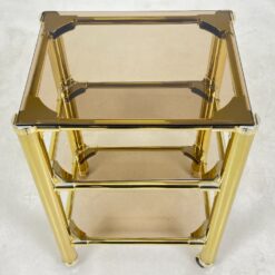 Metalinio rėmo trijų aukštų serviravimo staliukas su stiklu 42×51,5×74 cm