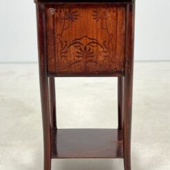 Jacob & Josef Kohn medinė spintelė 38×40,5×76,5 cm