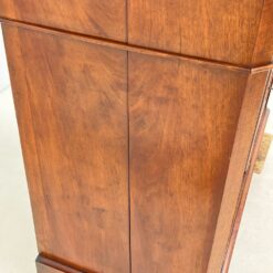 Riešutmedžio dviejų stalčių ir dviejų durų komoda 52,5×122,5×108,5 cm