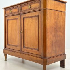 Riešutmedžio dviejų stalčių ir dviejų durų komoda 52,5×122,5×108,5 cm