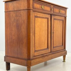 Riešutmedžio dviejų stalčių ir dviejų durų komoda 52,5×122,5×108,5 cm