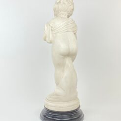 Dirbtinio akmens statula “Angelas, siunčiantis bučinį” 28x22x59 cm