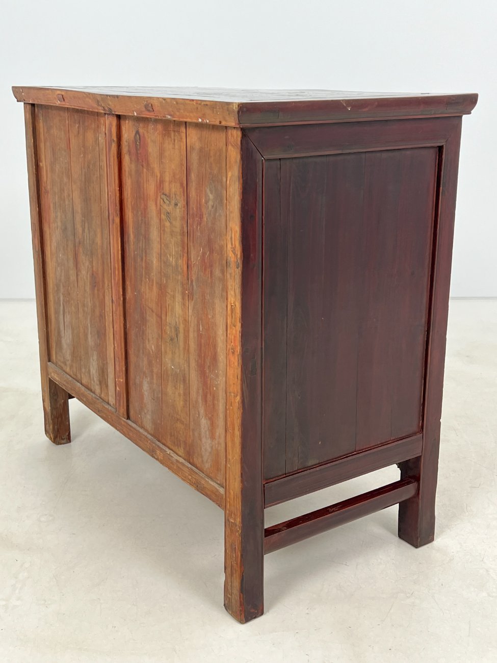 DN0419-komodos-13 Rytietiška keturių durų komoda 50x95x89 cm