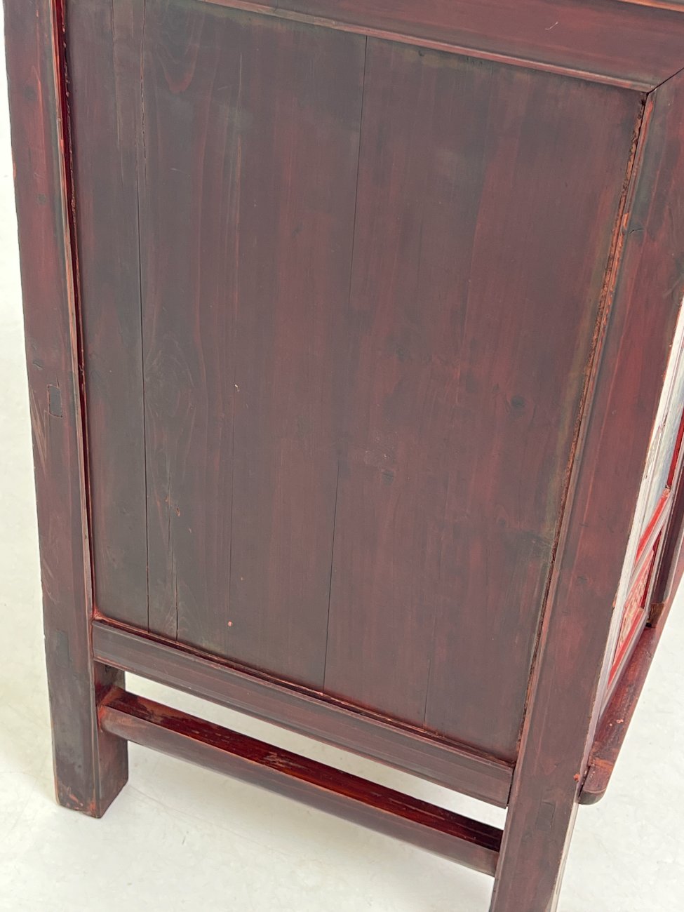 DN0419-komodos-21 Rytietiška keturių durų komoda 50x95x89 cm