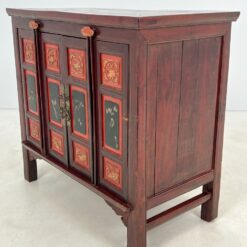 Rytietiška keturių durų komoda 50x95x89 cm
