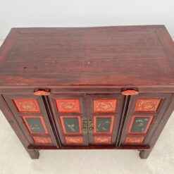 Rytietiška keturių durų komoda 50x95x89 cm