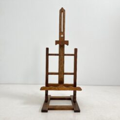 Medinis stalinis molbertas (drobei nuo 32,5 cm iki 59 cm) 35x35x84 cm