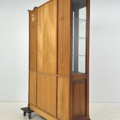 Klasikinio stiliaus raudonmedžio bufetas 48x150x205 cm