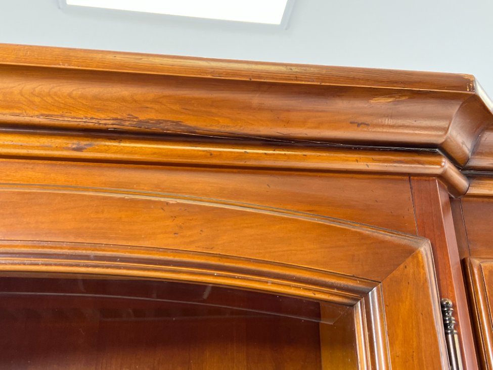 DN0436-bufetai-14 Klasikinio stiliaus raudonmedžio bufetas 48x150x205 cm