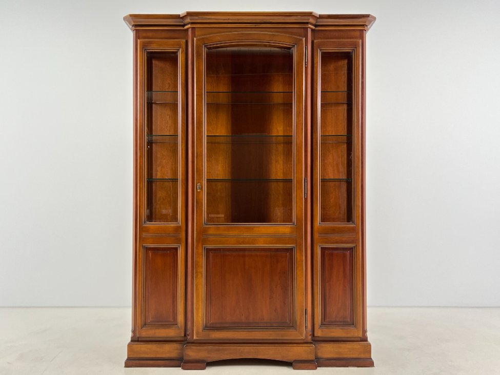 DN0436-bufetai-2 Klasikinio stiliaus raudonmedžio bufetas 48x150x205 cm