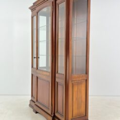 Klasikinio stiliaus raudonmedžio bufetas 48x150x205 cm