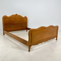 Ąžuolinis lovos rėmas 208x151x108 cm