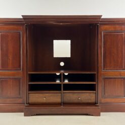 Prancūziška “Grange” TV komoda su transformuojamomis durimis 70x223x141 cm