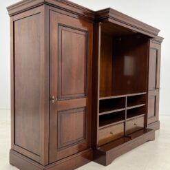 Prancūziška “Grange” TV komoda su transformuojamomis durimis 70x223x141 cm