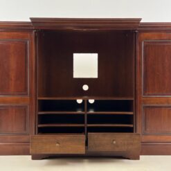 Prancūziška “Grange” TV komoda su transformuojamomis durimis 70x223x141 cm