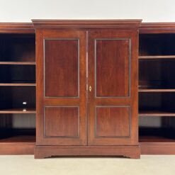 Prancūziška “Grange” TV komoda su transformuojamomis durimis 70x223x141 cm