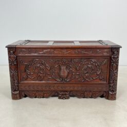 Drožinėta ąžuolinė skrynia 54x132x68 cm