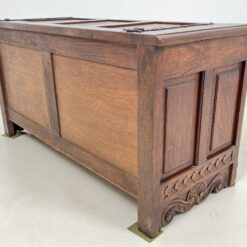 Drožinėta ąžuolinė skrynia 54x132x68 cm