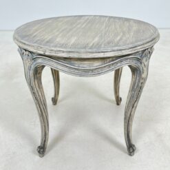 Apvalus provanso stiliaus sendintas medinis staliukas 58x58x50 cm