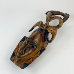 Pakabinama medinė afrikietiška kaukė 14,5x20x54 cm