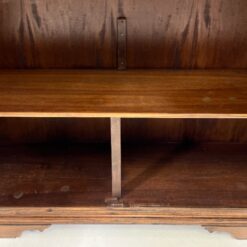 Dviejų durų sendinta riešutmedžio spinta 55x177x172 cm