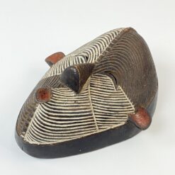 Pakabinama medinė afrikietiška Kongo Respublikos Kifwebe kaukė 12x24x29 cm