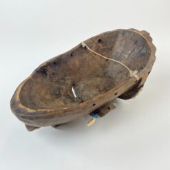 Pakabinama medinė afrikietiška kaukė, inkrustuota kriauklėmis 14,5x19x36 cm