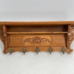 Ąžuolinė sieninė kabykla su penkiais žalvariniais kabliukais 20x91x32 cm