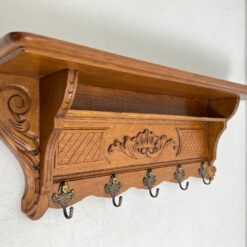 Ąžuolinė sieninė kabykla su penkiais žalvariniais kabliukais 20x91x32 cm