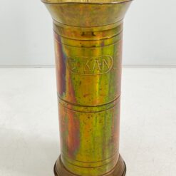 Žalvarinė ąsočio formos skėtinė su rankena 20x29x50 cm