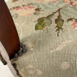 Raudonmedžio kėdė su ratukais ant priekinių kojų 54x50x91,5 cm, 46 cm