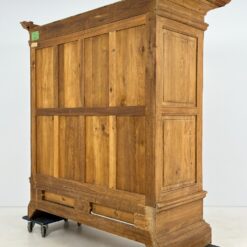 Ąžuolinė dviejų durų ir dviejų stalčių spinta 78x189x193 cm