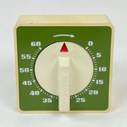 Vintažinis “Junghans” mechaninis laikmatis (max 60 min) 5x7x7 cm